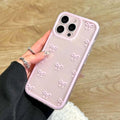 Eyzutak Fodral för iPhone 13 Pro Max, klart, sött rosettmönster, estetiskt transparent telefonskal, upphöjt kameraskydd, elegant, tunt, mjukt, hållbart, skyddande TPU-skal, för kvinnor, flickor, rosa