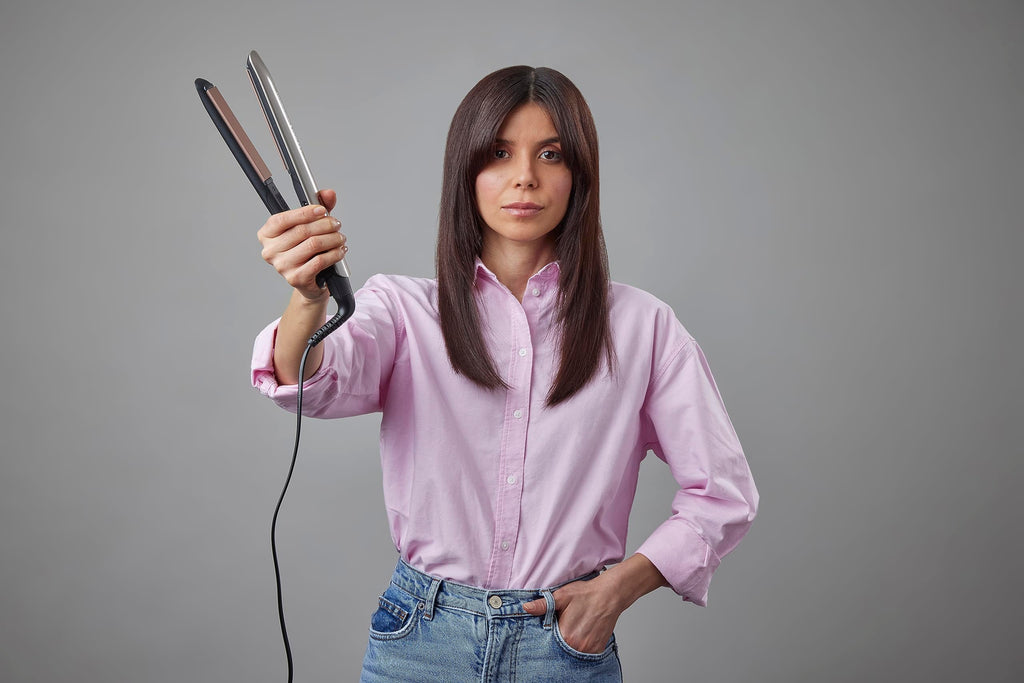 Remington Plattång med högkvalitativ keramikbeläggning berikad med keratin och mandelolja, LCD-display, 10 temperaturinställningar 150-230°C, Keratin plattång S8540