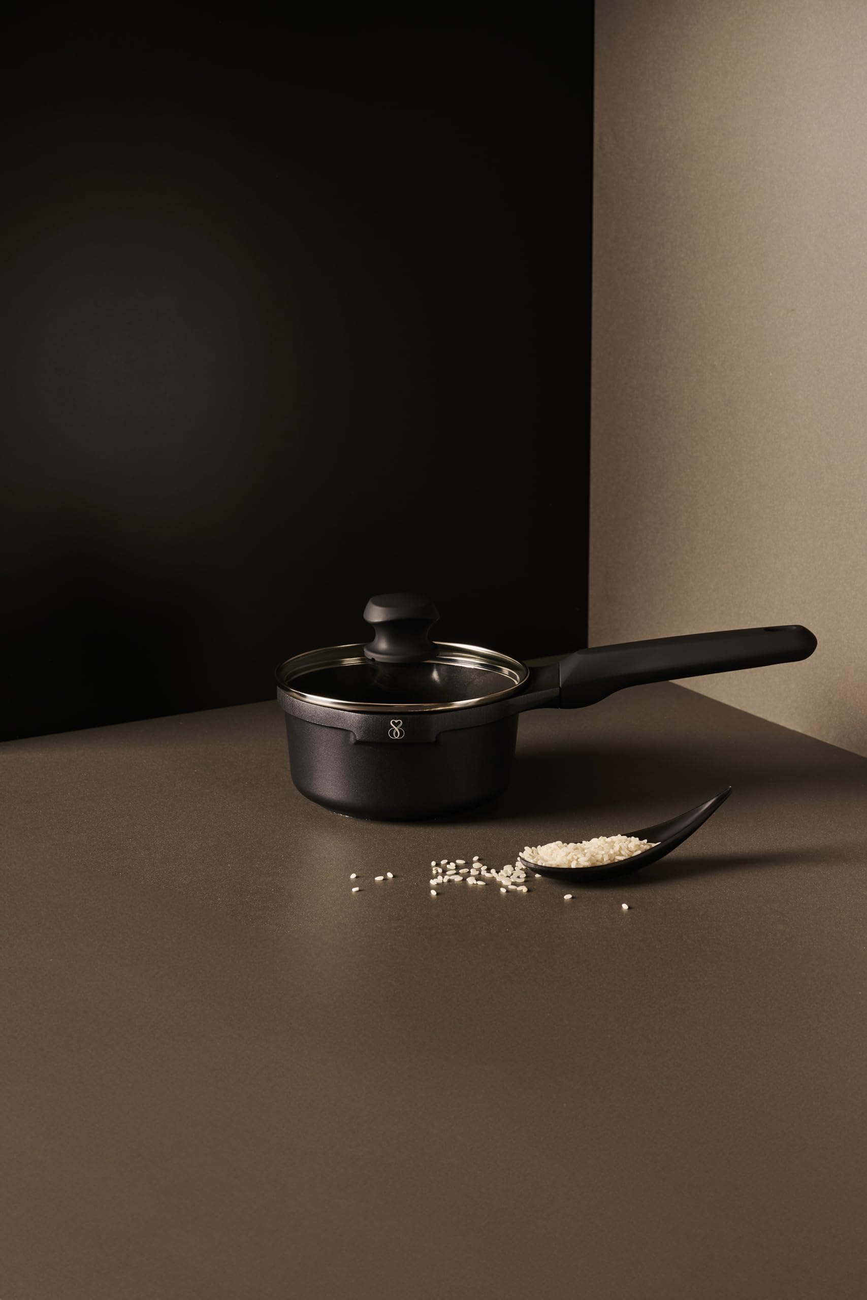 Stone&Stone Mjölkkanna 16 cm total induktion aluminium stål och sten professionell extremt nonstick utvecklad med tysk teknik sparar 50 % räkning