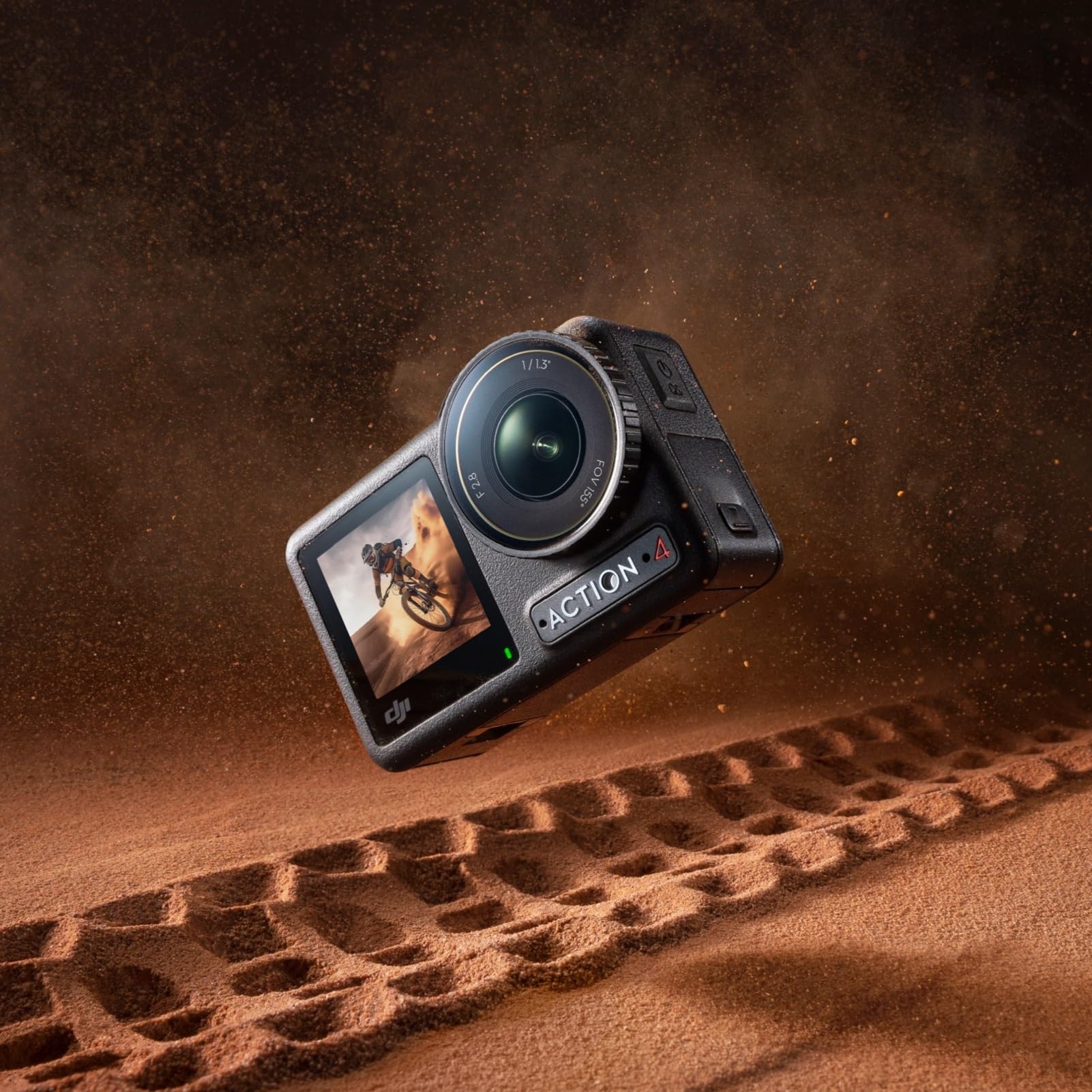 DJI Osmo Action 4 standardkombination - 4K/120 bps vattentät actionkamera med 1/1,3-tums sensor, fantastiska bilder i svagt ljus, 10-bitars och D-Log M färgprestanda, ett 1770 mAh-batteri