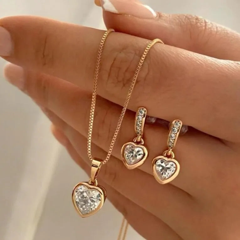 Trendy Crystal Heart Shaped Jewelry Set For Women Dangle Earrings Pendant Necklace Simple Dainty Daily Wear Party Accessories