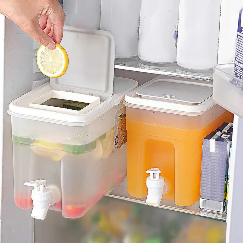 3.5/4/10L Large Capacity Cold Water Pitcher Kettle with Faucet in Refrigerator Iced Beverage Dispenser Refrigerator and Spigot