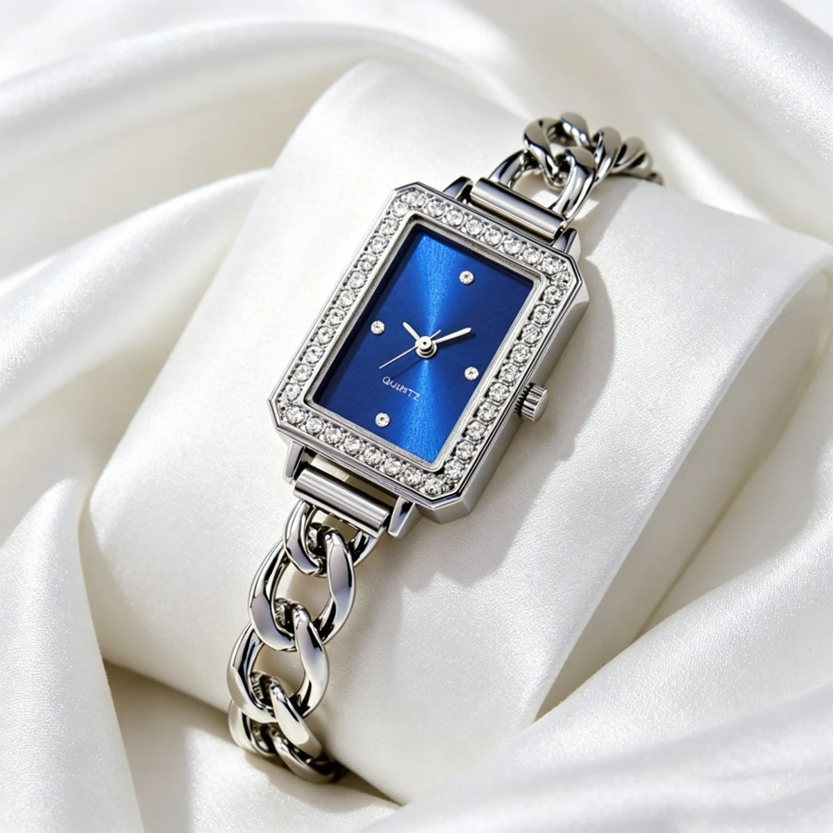 Luxury quartz watch with Roman numeral display zinc alloy case