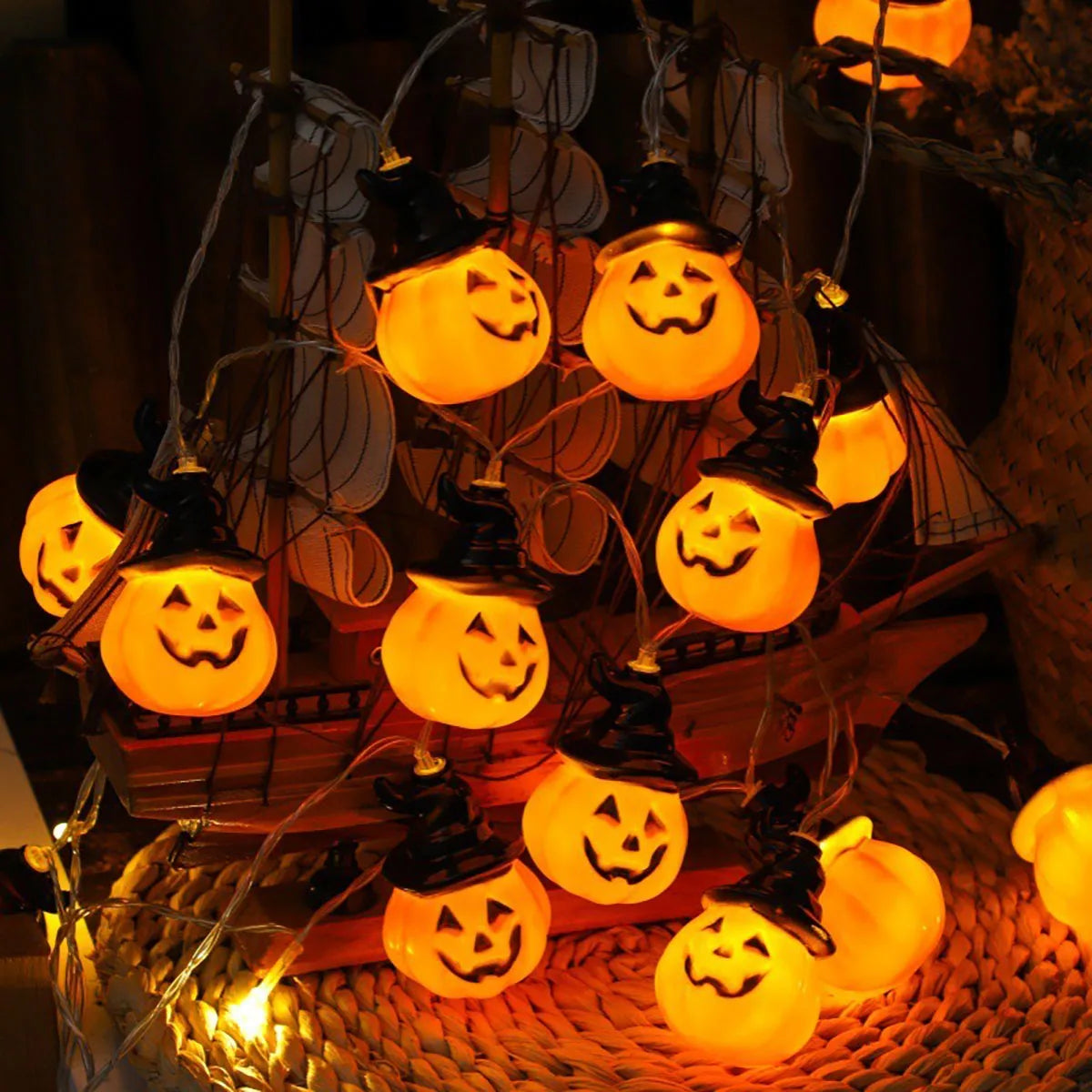 Halloween Classic Pumpkin Lantern Festival Party