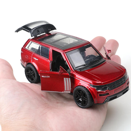 (Bagged) 1/36 scale replica Range Rover die-cast toy car model, three doors that can be opened, pullback function, boy's toy.