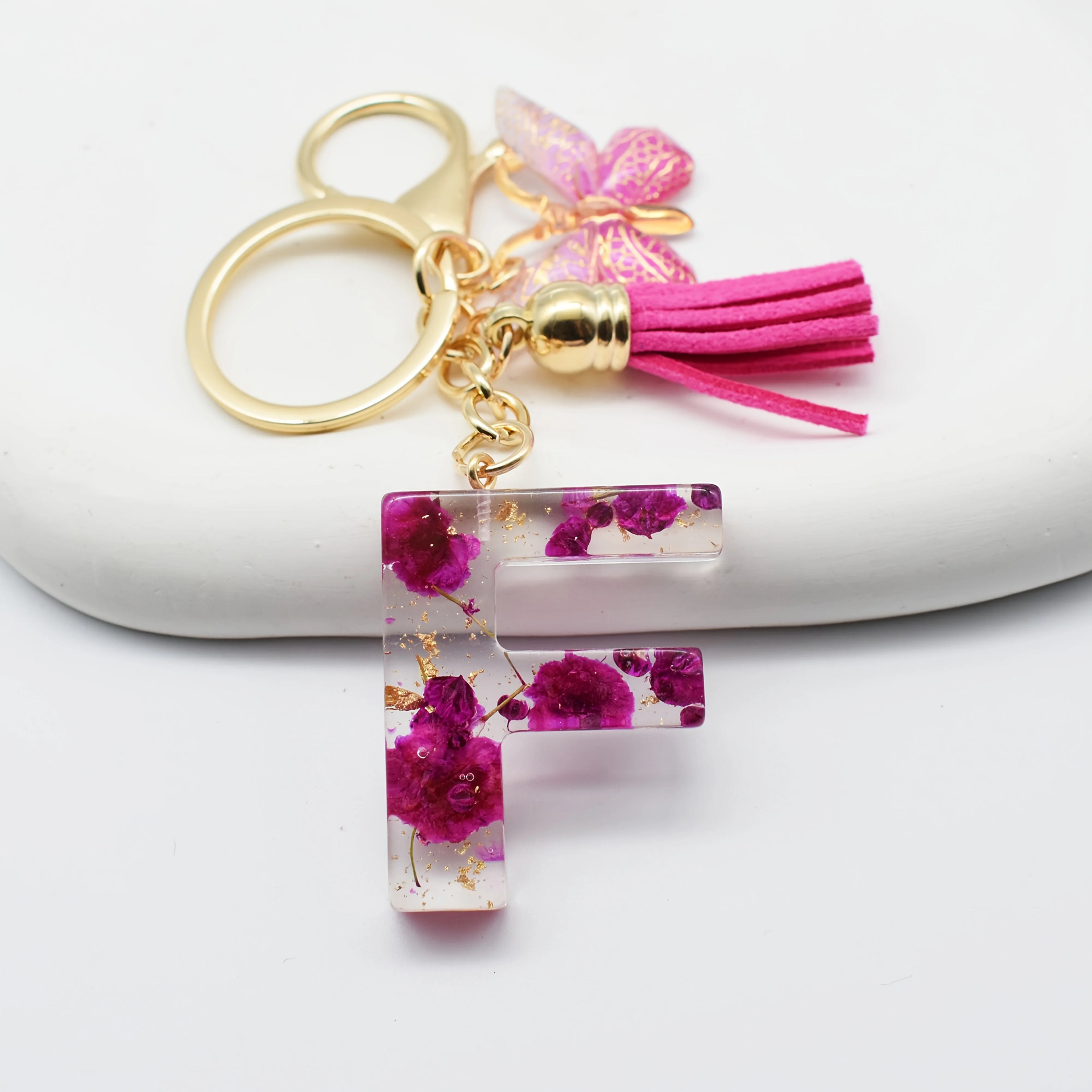 1PC Fashion Easter Alphabet Keychain - Dried Flower Resin Charm, A-Z Initial Pendant Butterfly Tassel, Non-Woven ABS Gift