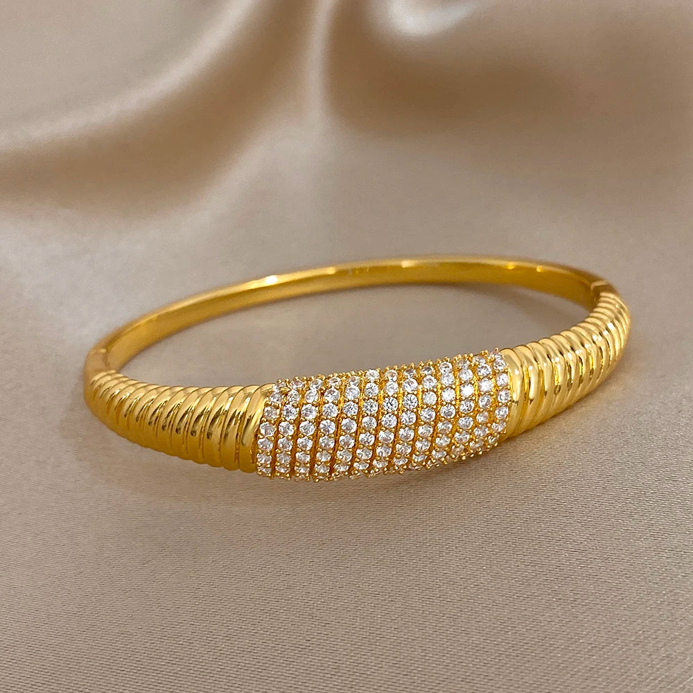 Greatera PLated Gold Cubic Zircon Filled Women's Bangle Light Luxury Serpentine Shape Bracelet European American Best-selling