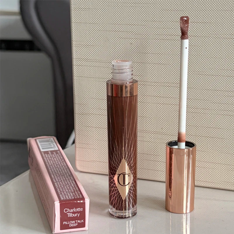 Charlotte Tilbury CT Makeup Set Water Light Collagen Lip Moisturizer Pressed Powder for Flawless Finish Four-color Eyeshadow