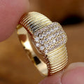 Huitan Opulent Engagement Rings Female Exquisite Sparkling Cubic Zirconia