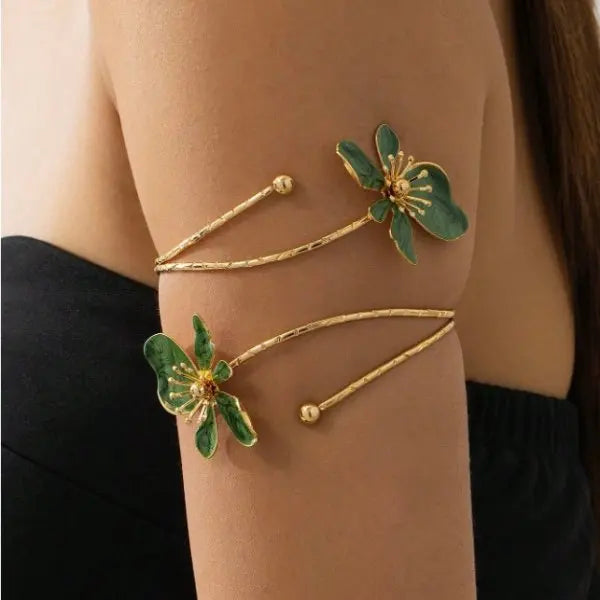 Boho Elegant Sexy Flower Open Cuff Armlet for Women Vintage Enamel Glaze Craft Floral Adjustable Arm Bracelet Beach Body Jewelry