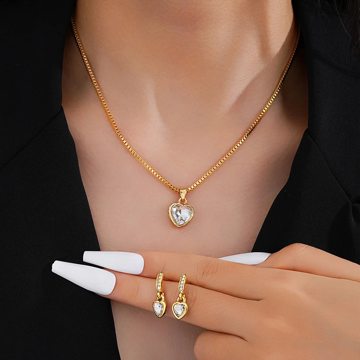 Trendy Crystal Heart Shaped Jewelry Set For Women Dangle Earrings Pendant Necklace Simple Dainty Daily Wear Party Accessories