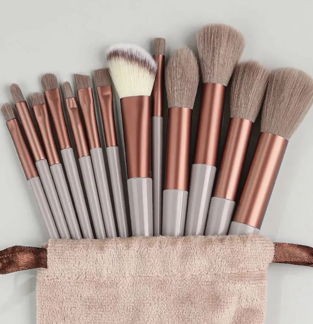 33Pcs Makeup Tools Kit Professional Soft Fluffy Makeup Brush Set Foundation Blush Eyebrow Shadow With Headband Wristband Pink