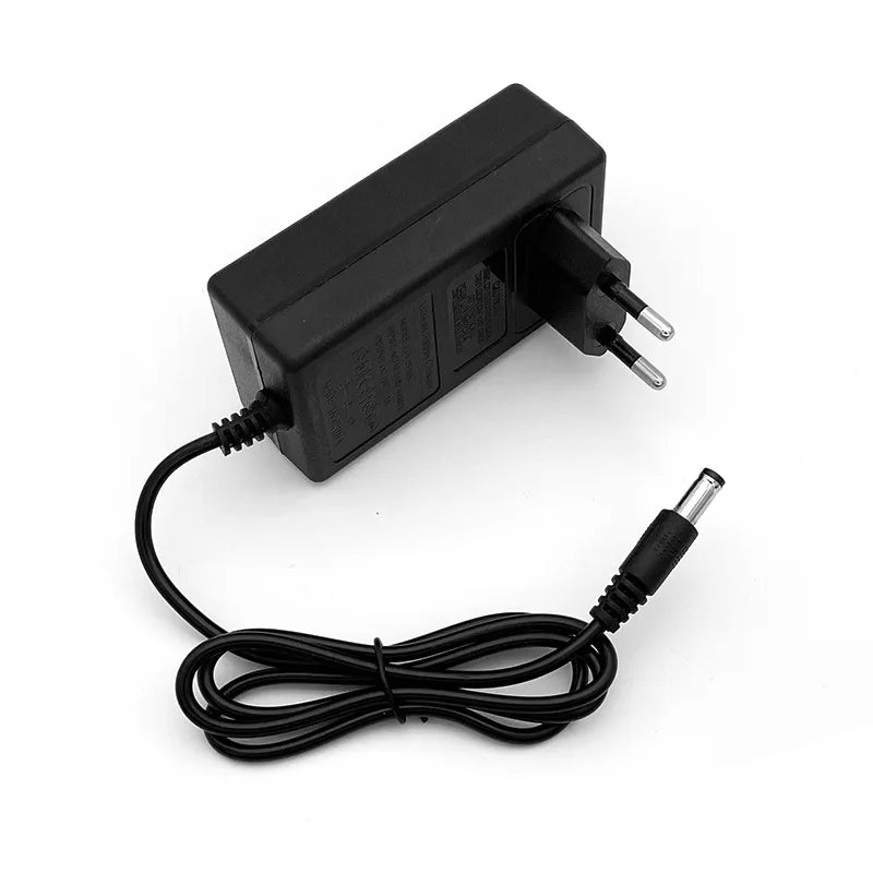 12.6V 21V Lithium Battery Charger 2A for 18V Makita Electric Drill Polishing Machine Lawn Mower Intelligent Power Adapter Plug