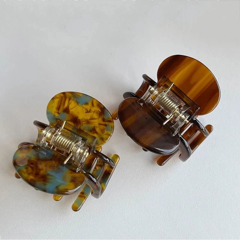 2025 Retro Hollowed Out Acetate Grab Clip Elegant Korean Crab