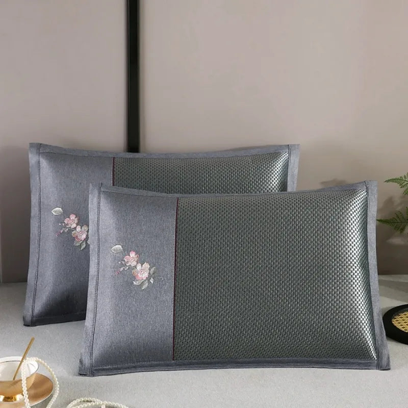 1PCS spring and summer new embroidered ice vine summer cool pillow to help sleep dormitory ice silk pillow