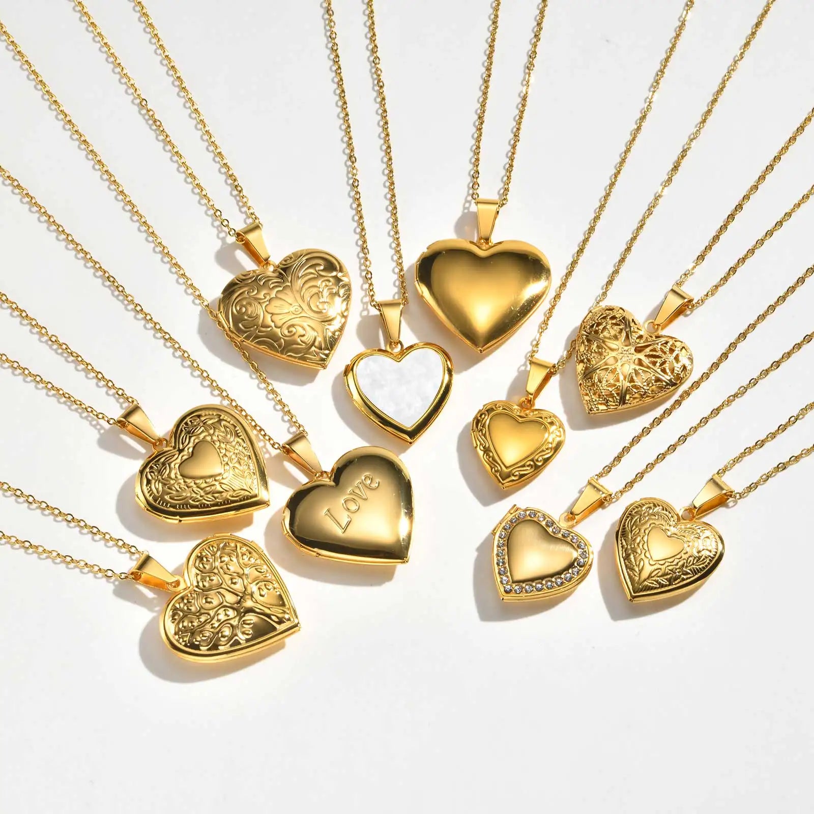 Romantic Heart Locket Pendant for Women Stainless Steel Photo Frame Openable Necklace Heart Chain Necklaces Charm Jewelry Gift