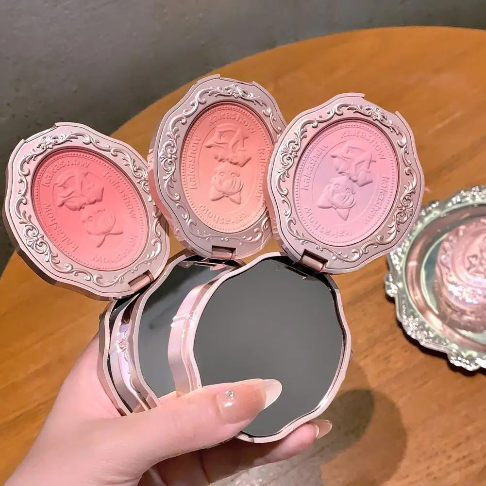Vintage Embossed Gradient Blush Matte Smooth Long‑Wearing Natural Look Cheek Brightening Atmosphere Blush Long Lasting Makeup