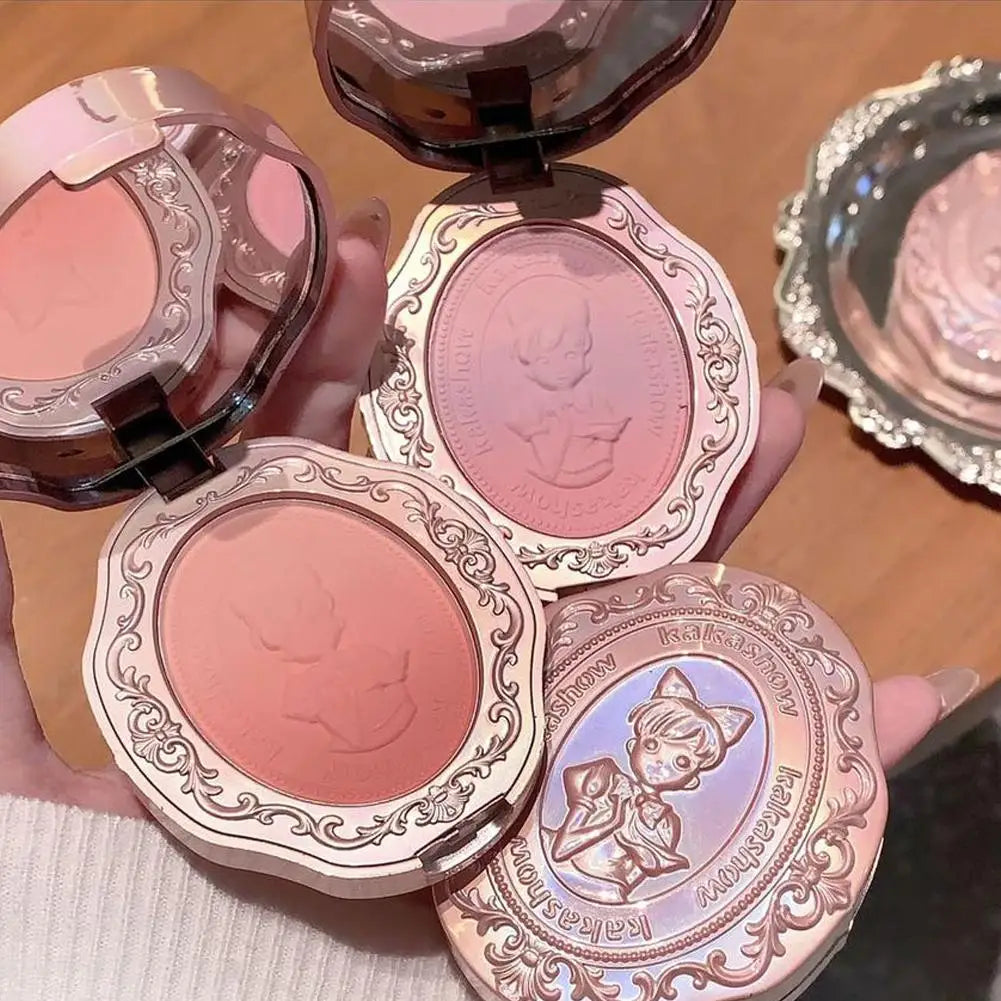 Vintage Embossed Gradient Blush Matte Smooth Long‑Wearing Natural Look Cheek Brightening Atmosphere Blush Long Lasting Makeup