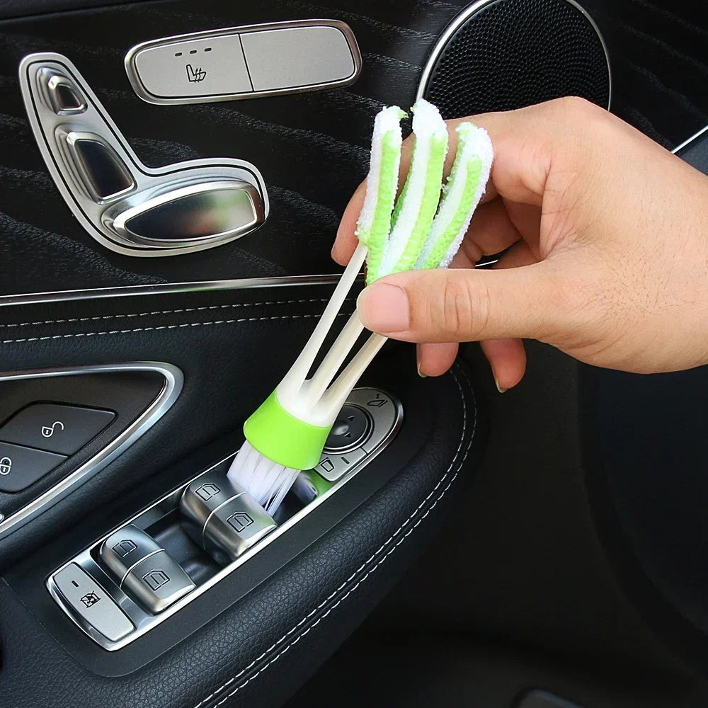 Multifunctional Car Air Vent Cleaner Mini Dual Head Microfiber Brush Air Vent Duster Cleaning Brush with Removable Cloth Cover
