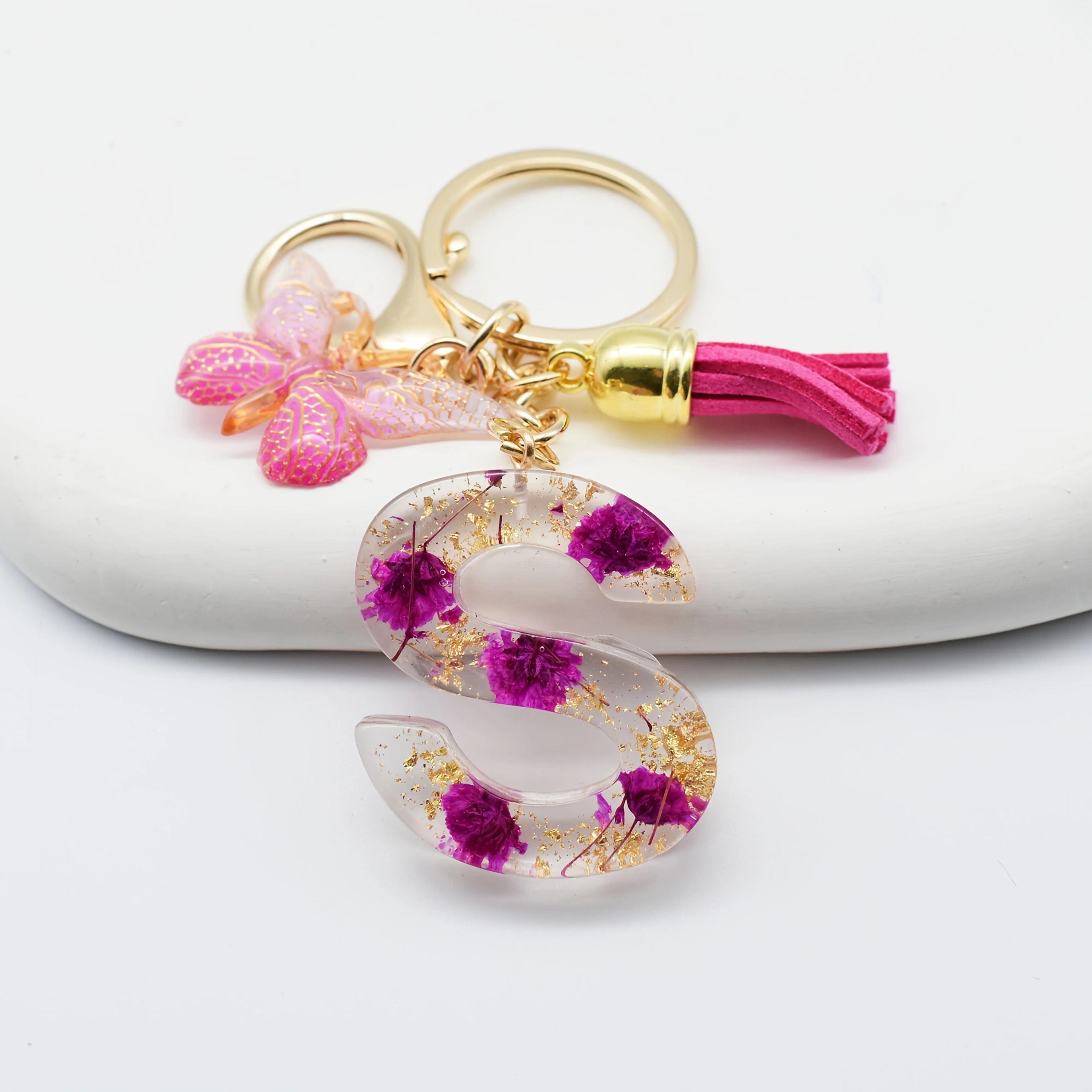 1PC Fashion Easter Alphabet Keychain - Dried Flower Resin Charm, A-Z Initial Pendant Butterfly Tassel, Non-Woven ABS Gift