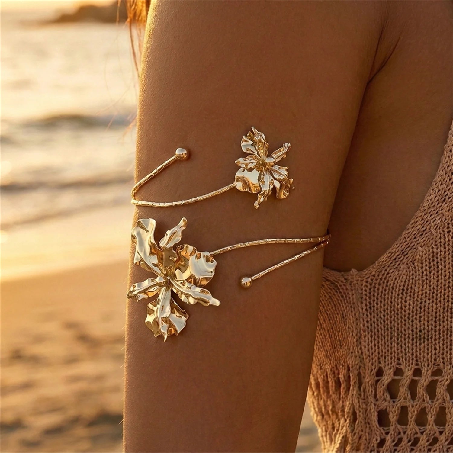 Boho Elegant Sexy Flower Open Cuff Armlet for Women Vintage Enamel Glaze Craft Floral Adjustable Arm Bracelet Beach Body Jewelry