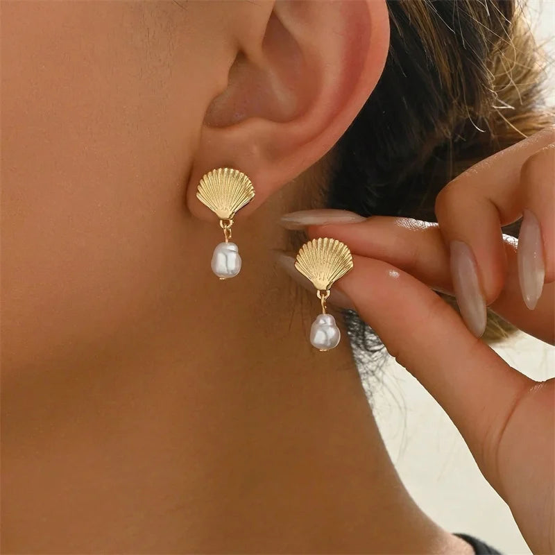 Dainty Starfish Imitation Pearl Gold Color Earrings for Women Mermaidcore Aesthetic Starfish Drop Dangle Summer Vacation Jewelry