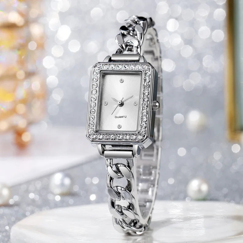 Luxury quartz watch with Roman numeral display zinc alloy case