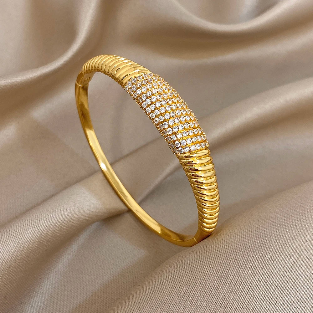 Greatera PLated Gold Cubic Zircon Filled Women's Bangle Light Luxury Serpentine Shape Bracelet European American Best-selling