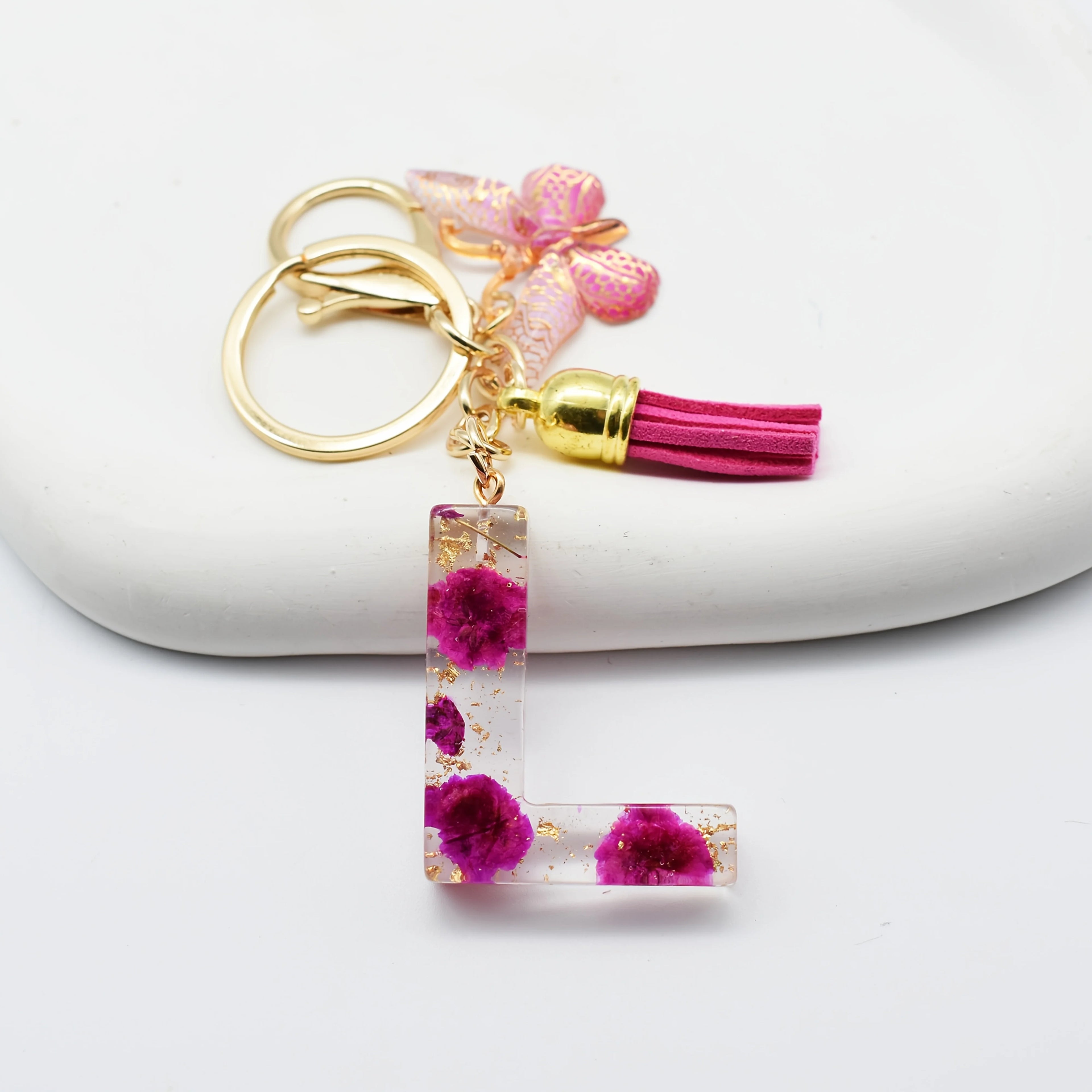 1PC Fashion Easter Alphabet Keychain - Dried Flower Resin Charm, A-Z Initial Pendant Butterfly Tassel, Non-Woven ABS Gift