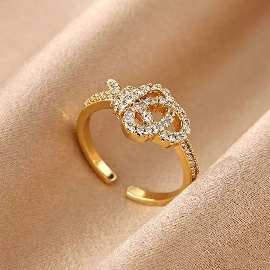 Pave Zirconia Twisted Knot Rings for Women 18K Gold Plated Geometric Crossed Ring Fashion Jewelry Gifts for All Occasions